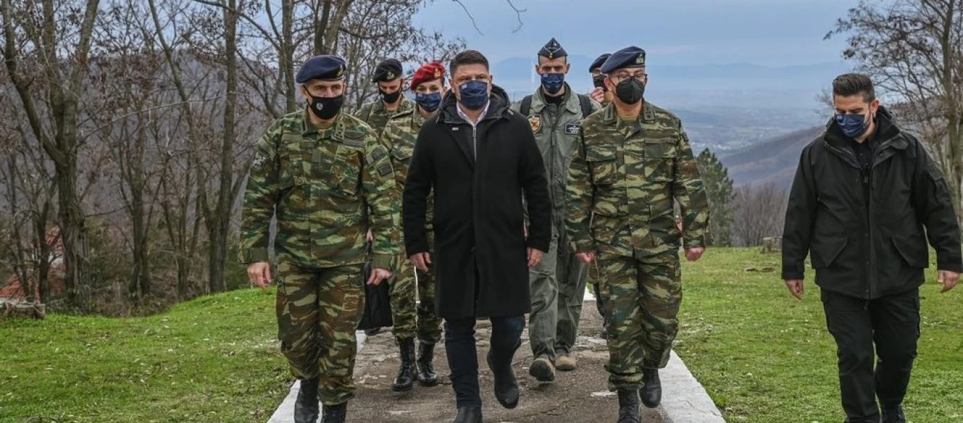 Ο Νίκος Χαρδαλιάς επιθεώρησε τα μέτρα επιτήρησης των συνόρων στον Έβρο